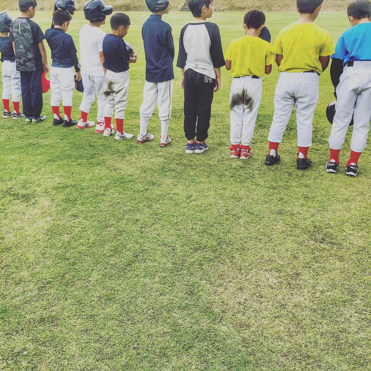 昨日は雨が降るか心配でしたが、練習中雨も降る事なく最後まで練習出来ました。私達のチームは基本的に週1回の半日練習なので天気は重要！
昨日も体験2名参加して頂きました。