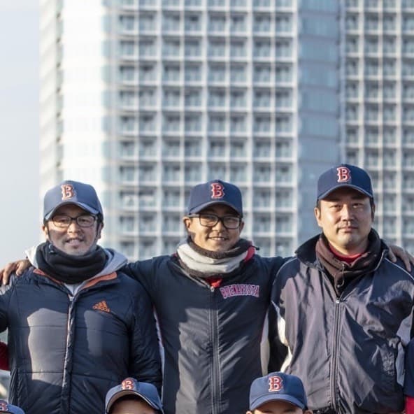 【私の宝物】

1年前チーム代表の私が前監督から現場を引き継ぎ代表兼監督として新チームがスタートしました。
おとなしい選手が多かったチームですがシーズンが進むにつれ結束力も高まり前年を超える成績をおさ