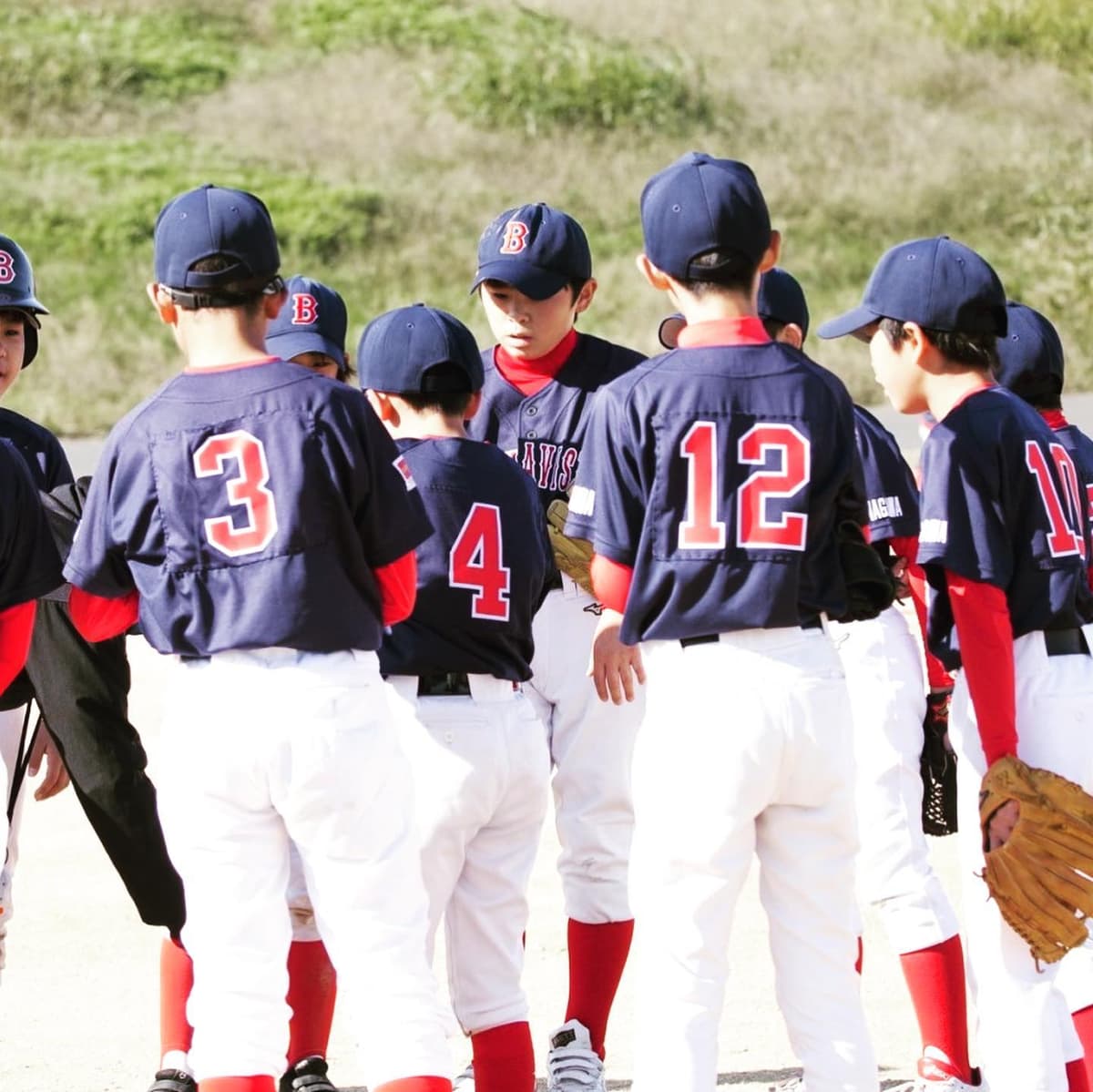 ブエナビスタの意味は
「絶景」。
先週末オープン大会に出場。
チーム発足から1年半。
勝てば3位以内が決まる試合、発足以来チーム初の入賞を目指しましたが惜しくも4対8で敗戦…
負け