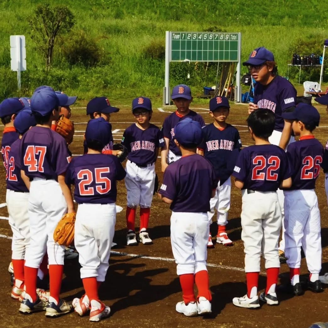 いよいよ梅雨入りしましたね☔
今日の練習&試合はあいにくの雨で中止となってしまいましたが、ここまでは週末の雨割合も低く、順調に試合をさせて頂いています!☀
写真は先週のメジャーの様子📸①②と、少し