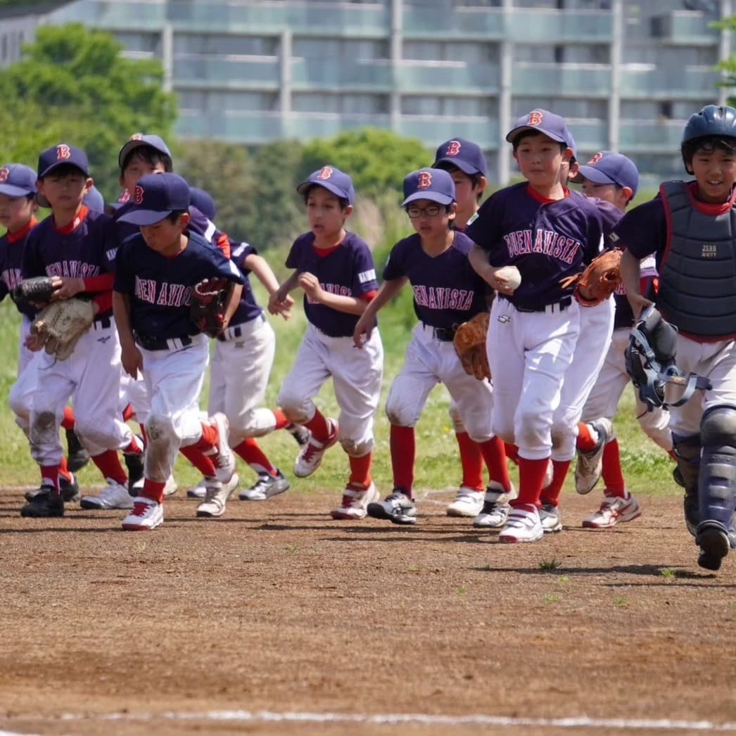 GW前半戦
昨日も今日も野球日和!
メジャーは遠征、マイナーは多摩川でそれぞれ試合でした。
マイナーは打線が繋がり、また走塁練習の成果をしっかり出せた試合でした!
メジャーはエースが1安打1四球