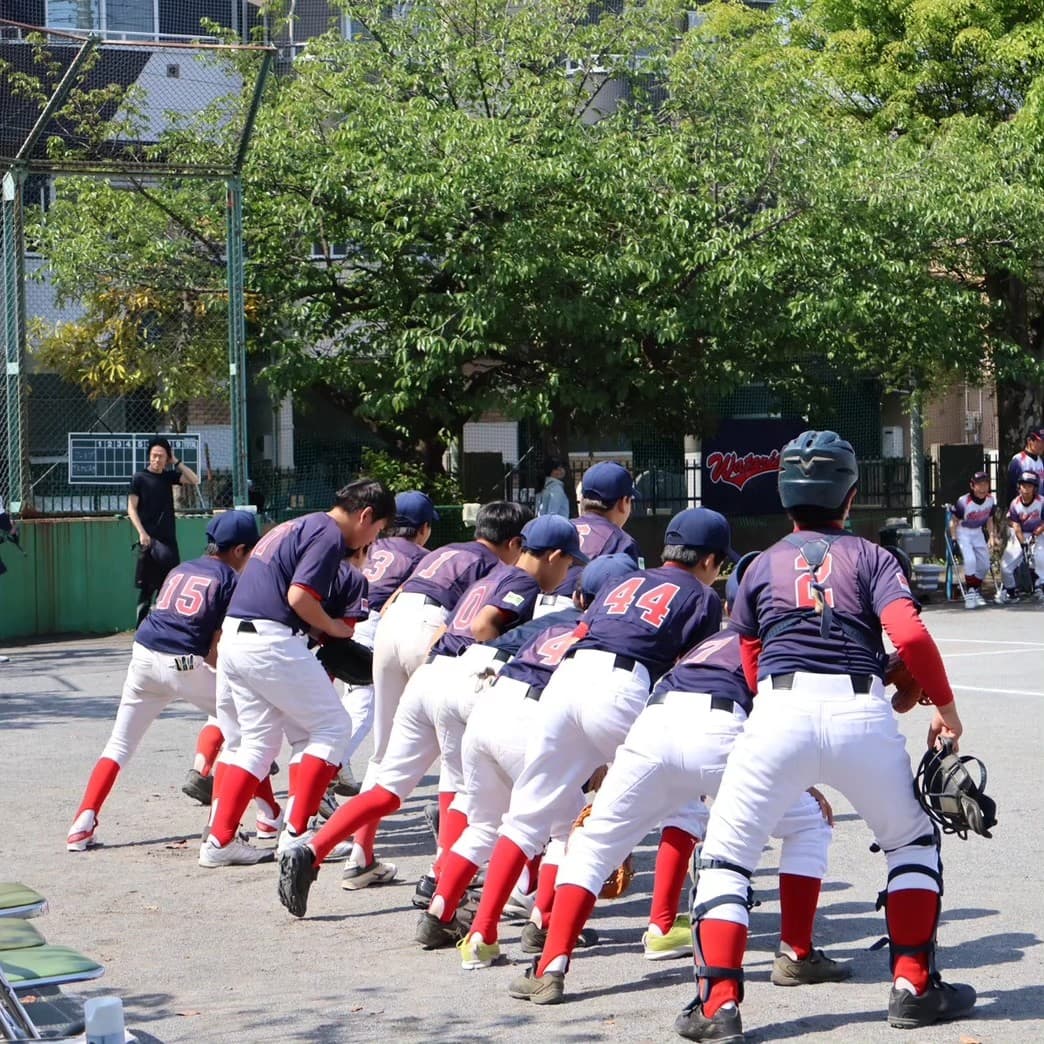 GW前半戦
昨日も今日も野球日和!
メジャーは遠征、マイナーは多摩川でそれぞれ試合でした。
マイナーは打線が繋がり、また走塁練習の成果をしっかり出せた試合でした!
メジャーはエースが1安打1四球