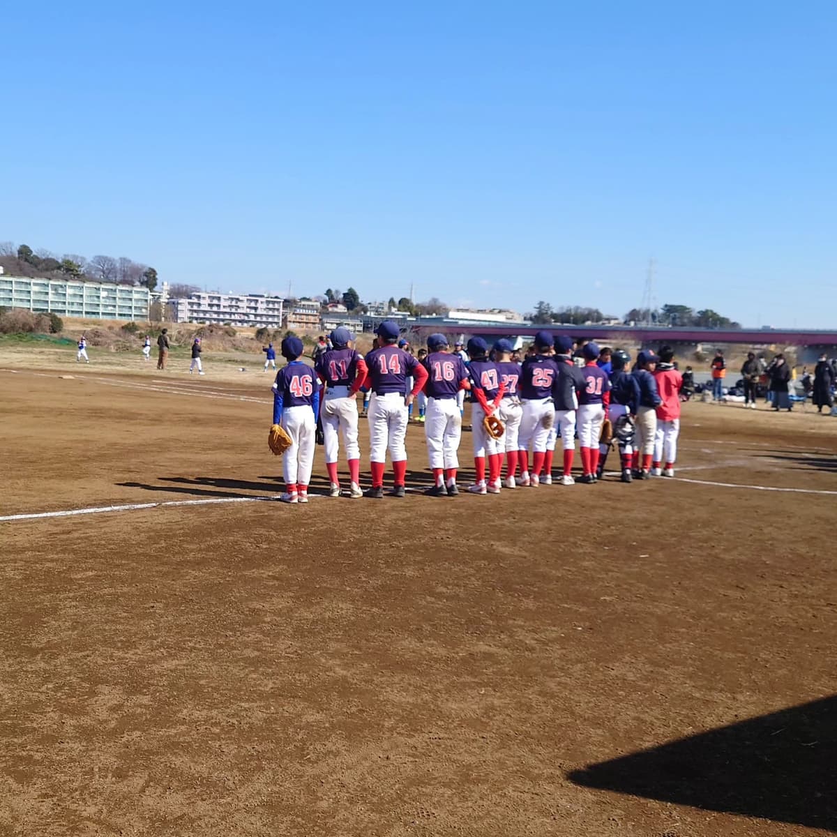 今シーズンが始まりました!👏
土曜日はマイナーチームが さんと、
月曜日は さんと、メジャーマイナー合わせて計4試合させて頂きました!
練習試合ありがとうございました⚾
メジャー開幕戦の新6年生