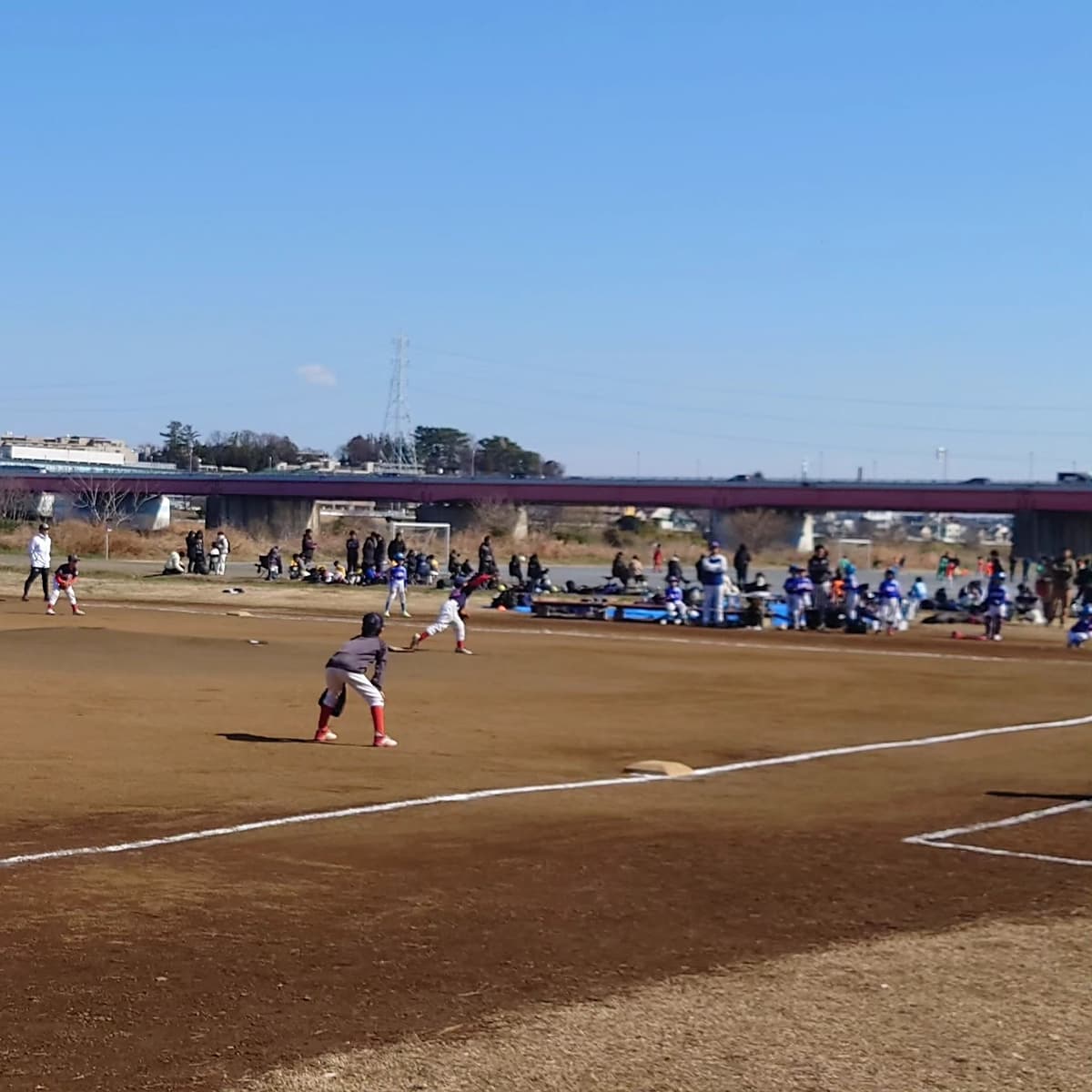 今シーズンが始まりました!👏
土曜日はマイナーチームが さんと、
月曜日は さんと、メジャーマイナー合わせて計4試合させて頂きました!
練習試合ありがとうございました⚾
メジャー開幕戦の新6年生